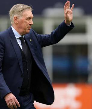Ancelotti acompanhará Athletico-PR x Flamengo pelo Brasileirão