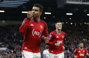 Casemiro gol Manchester United x Brentford Premier League (Foto: Reuters/Jason Cairnduff)