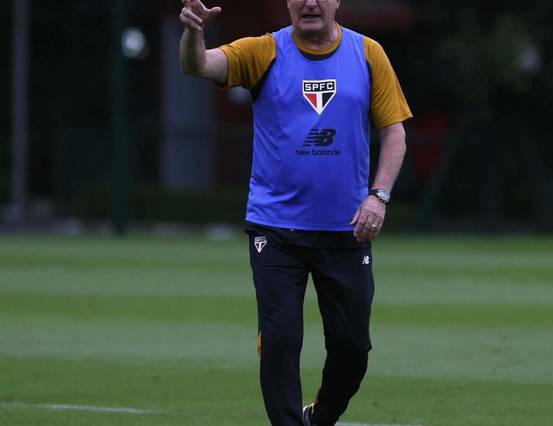 São Paulo sofre com desfalques às vésperas da Copa do Mundo