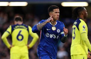 Enzo Fernandez pede para deixar o Chelsea (Foto: Adrian Dennis / AFP)