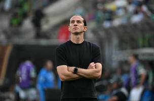 Filipe Luis, ex-tecnico do Flamengo (Foto: Luis ACOSTA / AFP)