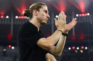 Filipe Luís pode assumir gigante turco após meses sem clube