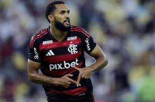 Flamengo admite erro na contratacao e venda de Juninho ao Pumas (Foto: Reproducao)