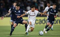Fluminense empata e Fábio quebra recorde na Libertadores