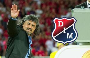 Crise no Medellín reabre negociação com técnico Álvarez