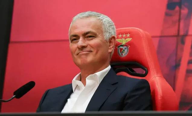 Mourinho avalia futuro entre Benfica e Real Madrid