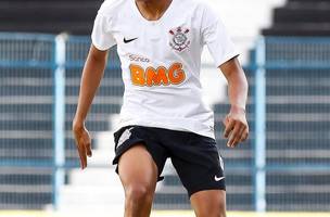 Kaue jogou na base do Corinthians. (Foto: Reproducao/Instagram)