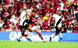 Luxemburgo detona “retranca” do Flamengo em clássico