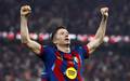 Lewandowski comemora gol marcado pelo Barcelona, contra o Real Madrid, na decisao da Supercopa da Espanha. (Foto: Reuters