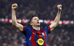 Lewandowski anuncia saída do Barcelona ao fim da temporada