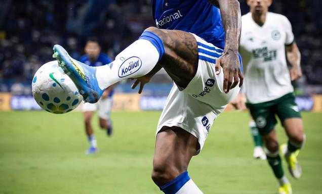 Marquinhos celebra retorno aos gramados após drama no Cruzeiro