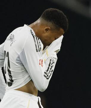 Relação de Mbappé com elenco do Real Madrid se desgasta