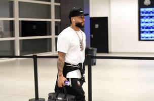 Memphis Depay antes de Corinthians x Atletico-MG. (Foto: Marcos Ribolli)