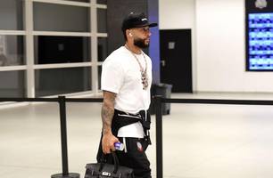 Corinthians avança em renovação com Memphis Depay