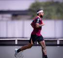 Corinthians pode contar com Depay nesta semana decisiva