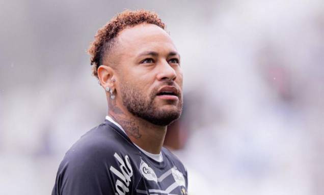 Neymar passa por exame antes de lista para a Copa