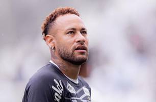 Lesão volta a assustar Neymar antes da Copa de 2026