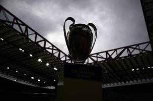 O trofeu da UEFA Champions League (Foto: Marco BERTORELLO / AFP)