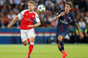 PSG e Arsenal em partida pela Liga dos Campeoes (Foto: Divulgacao.)