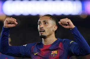 Raphinha sofre com problemas fisicos nesta temporada pelo Barcelona (Foto: Lluis Gene/AFP)