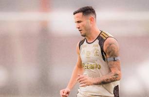 Flamengo busca recuperação de Saúl após cirurgia e momento complicado