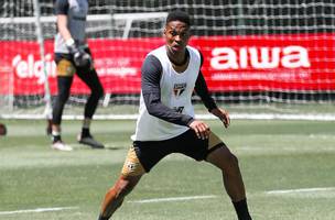 Wendell em treino no CT da Barra Funda. (Foto: Divulgacao / Sao Paulo)