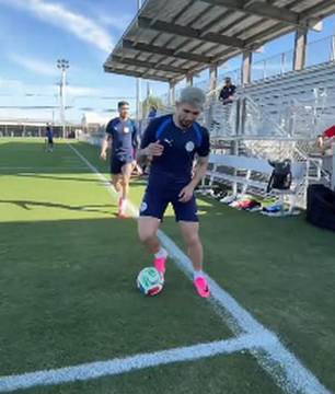Enciso volta a treinar e anima Paraguai para a Copa