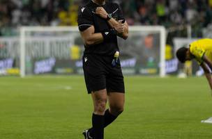 Arbitro Felipe Fernandes de Lima em Palmeiras x Chapecoense. (Foto: Fernando Mendes/RP FOTOPRESS/AGIF)