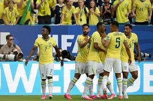 Brasil marcou seu gol contra a Escocia nos primeiros minutos do jogo (Foto: CHANDAN KHANNA / AFP)