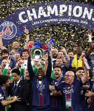 Mundial de 2026 coloca estrelas do futebol na disputa pela Bola de Ouro