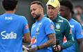 Carlo Ancelotti e Neymar, em treino da Selecao (Foto: Mauro Pimentel/AFP
