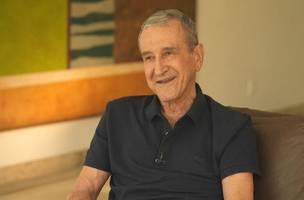Carlos Alberto Parreira, ex-tecnico da selecao, foi um dos entrevistados (Foto: Divulgacao)