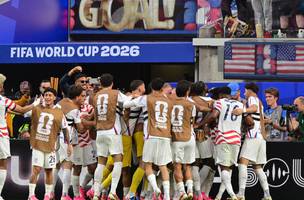 Comemoracao dos jogadores da selecao dos Estados Unidos (Foto: Frederic J. Brown / AFP)