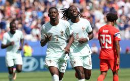 França goleia Noruega com show de Dembélé