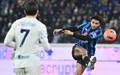 Ederson em acao pela Atalanta (Foto: Isabella Bonotto / AFP