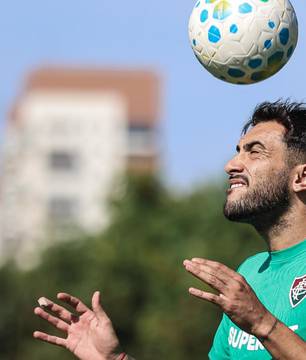 Bologna avança no monitoramento de Freytes, do Fluminense