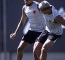 Vasco analisará situação de Jair após pausa para a Copa do Mundo