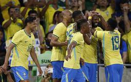 Neymar rouba a cena no Maracanã, apesar da vitória da Seleção