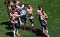 Jogadores dos Estados Unidos agradecem apoio da torcida apos vitoria sobre a Australia. (Foto: REUTERS/Agustin Marcarian