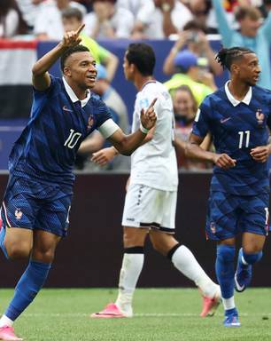 Mbappé brilha e França avança na Copa com vitória