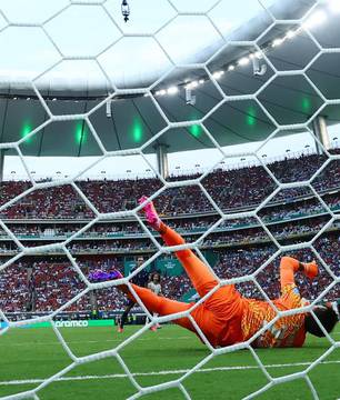 Crise na seleção uruguaia expõe falhas de Bielsa