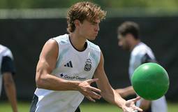 Nico Paz seguirá no Como até 2027, diz Real Madrid