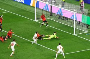 O tratamento de Omar Alderte (Foto: Reuters)