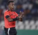 Árbitro somali comandará Supercopa da Uefa em 2026