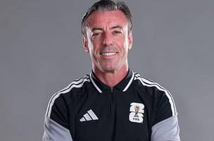 Raphael Claus: arbitro volta a apitar um jogo de Copa do Mundo (Foto: Divulgacao / Fifa)
