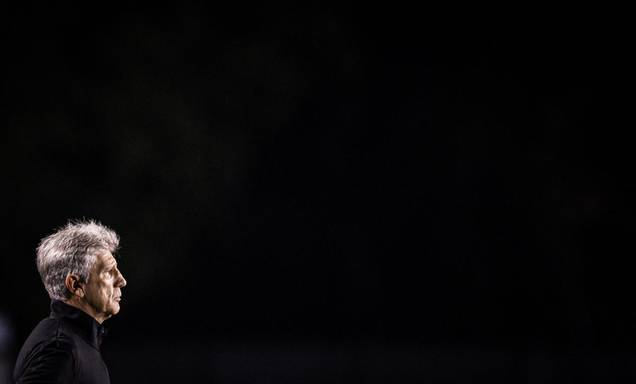 “Gratidão”, diz Renato Gaúcho em despedida oficial do Vasco