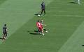 Ronaldinho Gaucho da chapeu em Pierre Gasly (Foto: Reproducao/YouTube TVMonaco