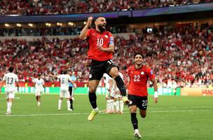 Salah comandou a virada do Egito sobre a Nova Zelandia (Foto: Fran Santiago / Getty Images via AFP)