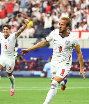 Inglaterra vence croácia com show de Harry Kane