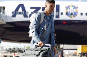 Volante e capitao da selecao brasileira, Casemiro esta sem clube ao nao renovar com o Manchester United (Foto: Rafael Ribeiro / CBF)